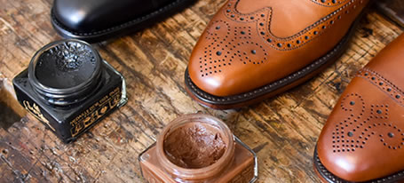 cognac shoe polish